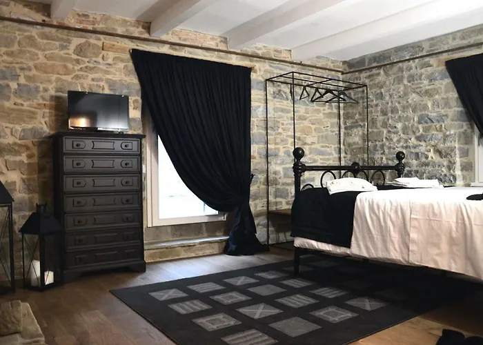 Ca Maina Pensión 3*